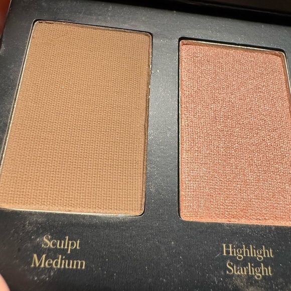 Kevyn Aucoin The Contour Palette - 4-in-1 Face Essentials-see flaw in pic - Picture 10 of 12